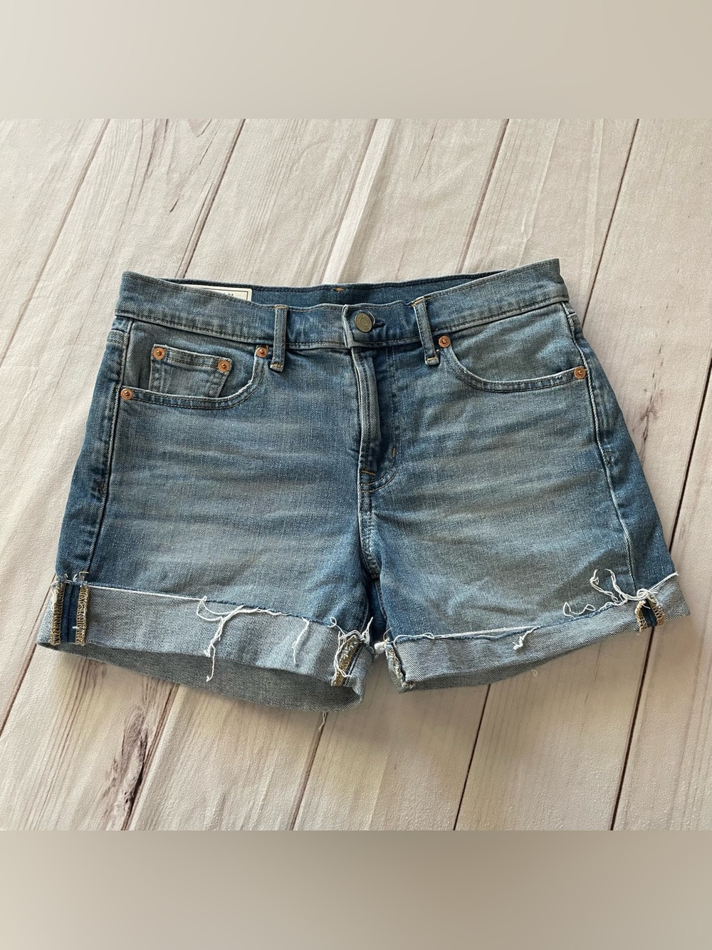 Gap 5” Mid Rise Denim Shorts Women’s 25 | 0 Blue Cuffed Stretch Casual Preppy - Picture 6 of 13